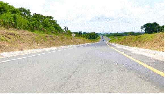 Haras Nacionales Abinader entrega apartamentos y otras cinco obras en SDO y SDE