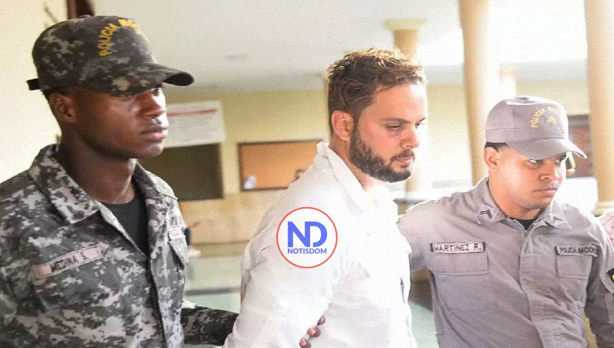 Trasladan a un centro médico a cubano que abofeteó agente Digesett 2 Trasladan a un centro médico a cubano que abofeteó agente Digesett