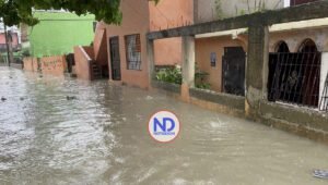 Franklin inunda zonas y desplaza a cientos de personas en RD