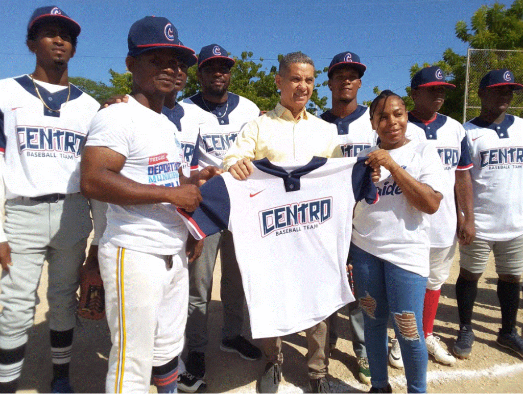 Liga deportiva Cesar Perez 2 Liga deportiva César Pérez inicia 6to. torneo de béisbol Doble A, dedicado a Eliazar Reyes Peguero