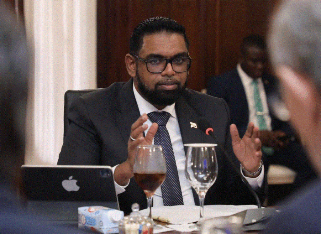 RD alquilará terrenos en Guyana para sembrar maíz; tendrá más de 51% acciones en refinería 6 MOHAMED RD alquilará terrenos en Guyana para sembrar maíz; tendrá más de 51% acciones en refinería