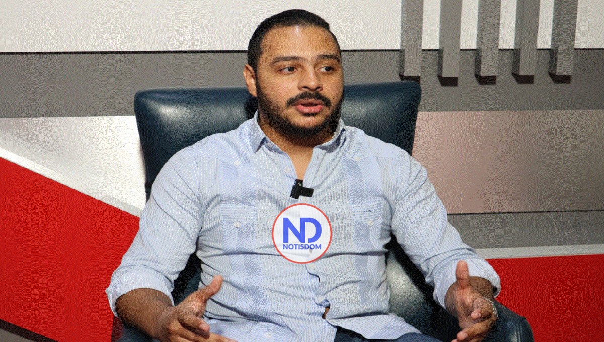 Precandidato a regidor Miguel Camacho propone crear rampas para discapacitados