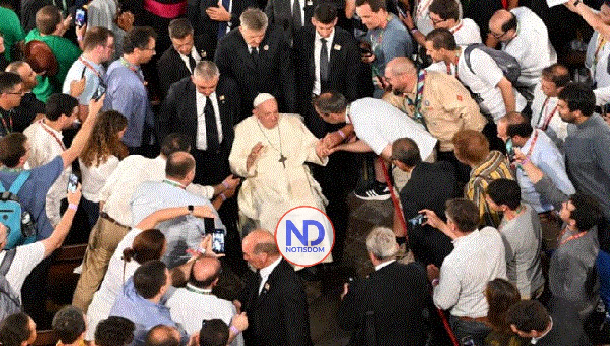 Los jóvenes se vuelcan en la calle con el papa en Portugal