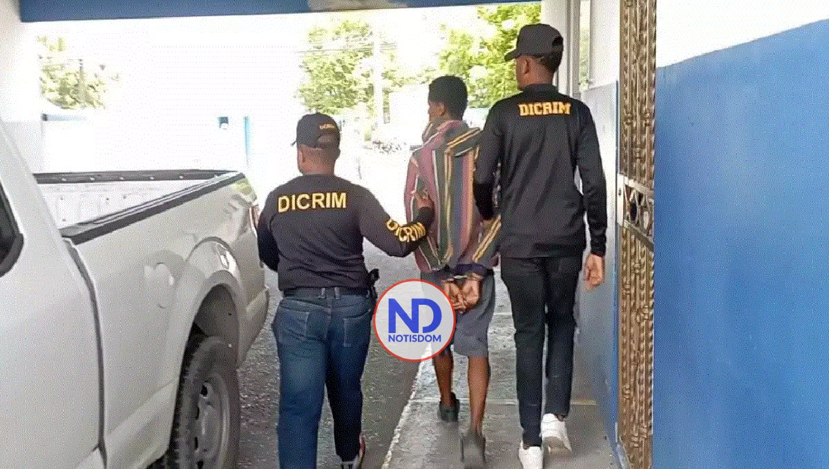 Tras llamado policial se entrega presunto homicida en Barahona
