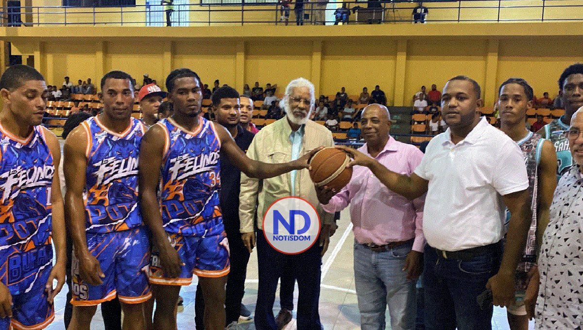 Juan Hubieres realiza aporte económico al Torneo Superior de Baloncesto de Yamasá 2 Juan Hubieres realiza aporte económico al Torneo Superior de Baloncesto de Yamasá