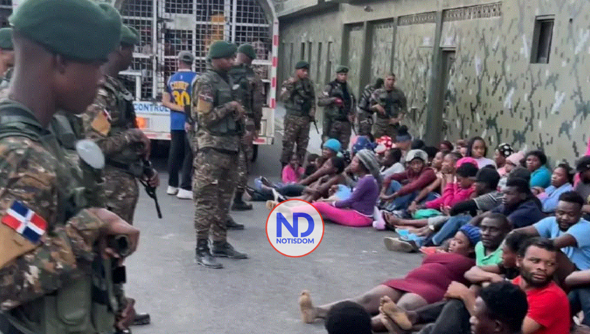 Detienen a más de 300 haitianos en Constanza 2 Detienen a más de 300 haitianos en Constanza