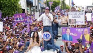 Pese a advertencia de JCE, el PLD marchó en barrios de la Capital