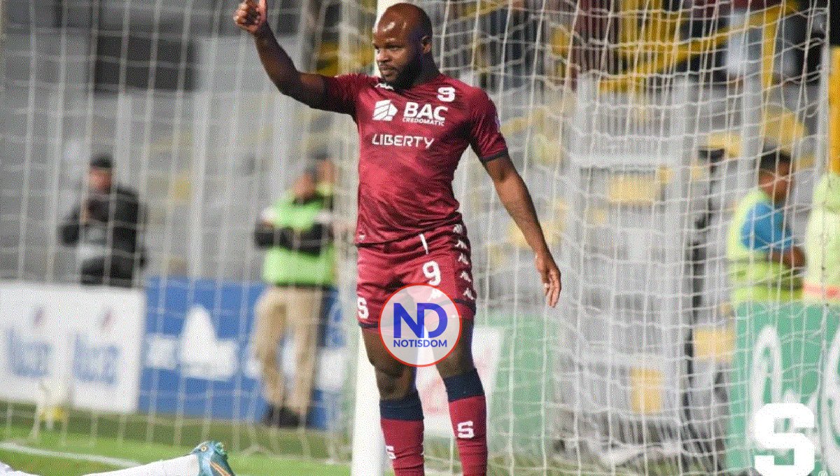 Sancionan al Alajuelense costarricense por comentarios racistas a un futbolista