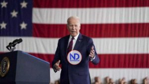 Biden acusa republicanos seguir agenda económica Trump