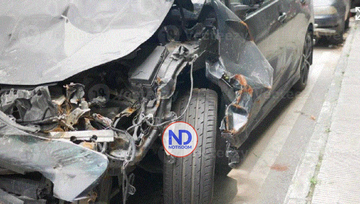 Dos niñas muertas y adultos heridos luego que un carro penetrara a su vivienda en San Luis