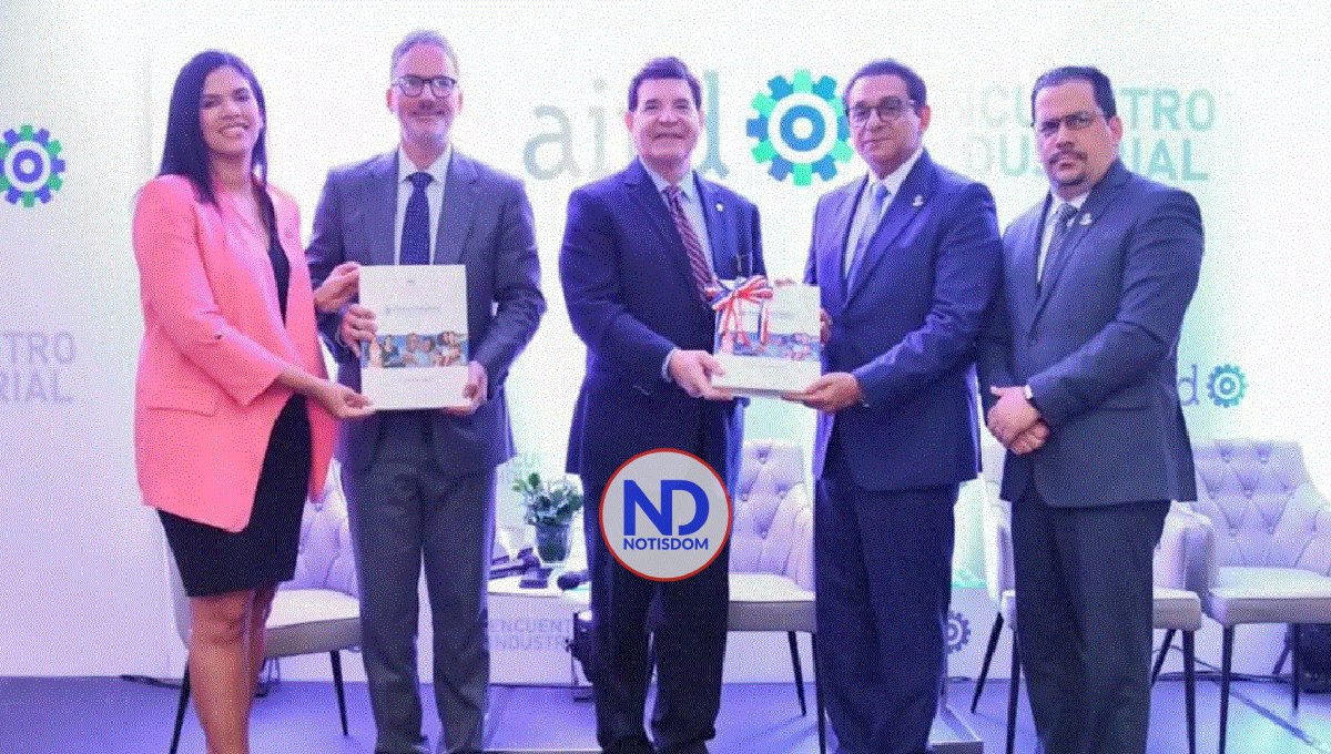 Ministro de salud presenta Plan Estratégico Nacional de Salud 2030