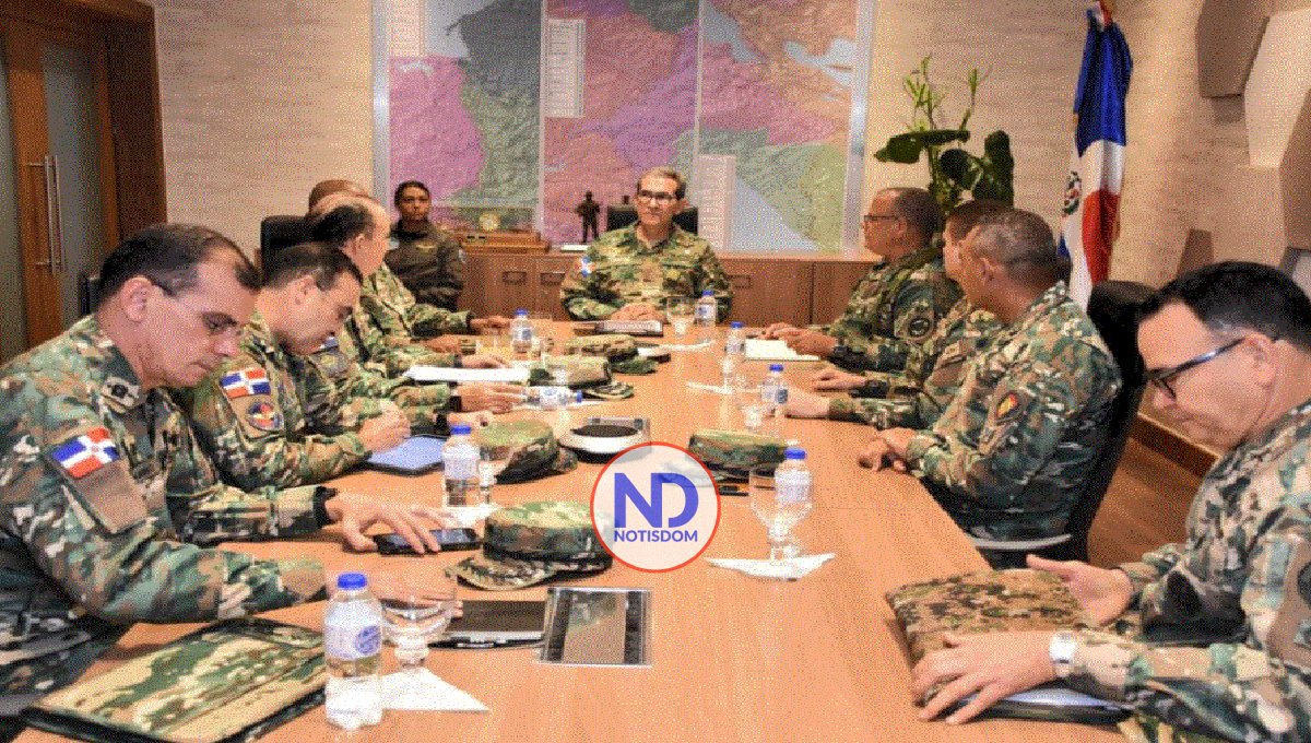 Estado Mayor Ministerio Defensa pasa revista situación de frontera