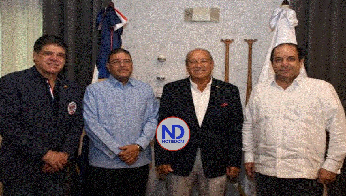Ministro y presidente de la OMB analizan apoyo gimnasios en RD 2 Ministro y presidente de la OMB analizan apoyo gimnasios en RD