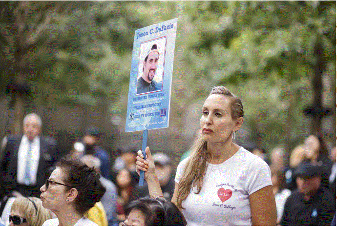 Familiares de las victimas de los atentados del 11 de septiembre NYC conmemora 22 aniversario de los atentados 11 de septiembre