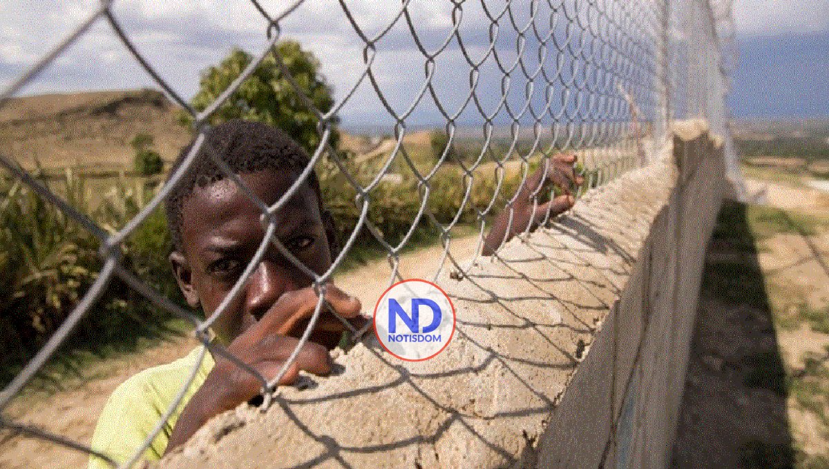 Muro fronterizo está ejecutado un 90% en Dajabón, dice Presidente