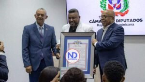 Reconocen a Luis Miguel del Amargue como «hijo distinguido de Azua»