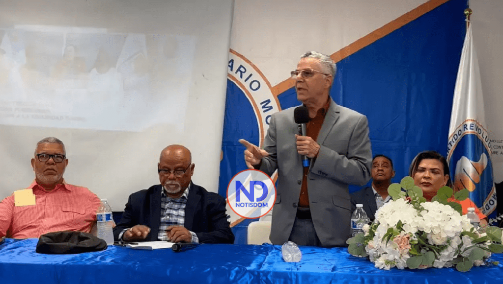 NOTISDOM FOTOS PF 02 Dirigentes PRM en Nueva York apoyan continuidad de Manuel Jiménez como alcalde SDE