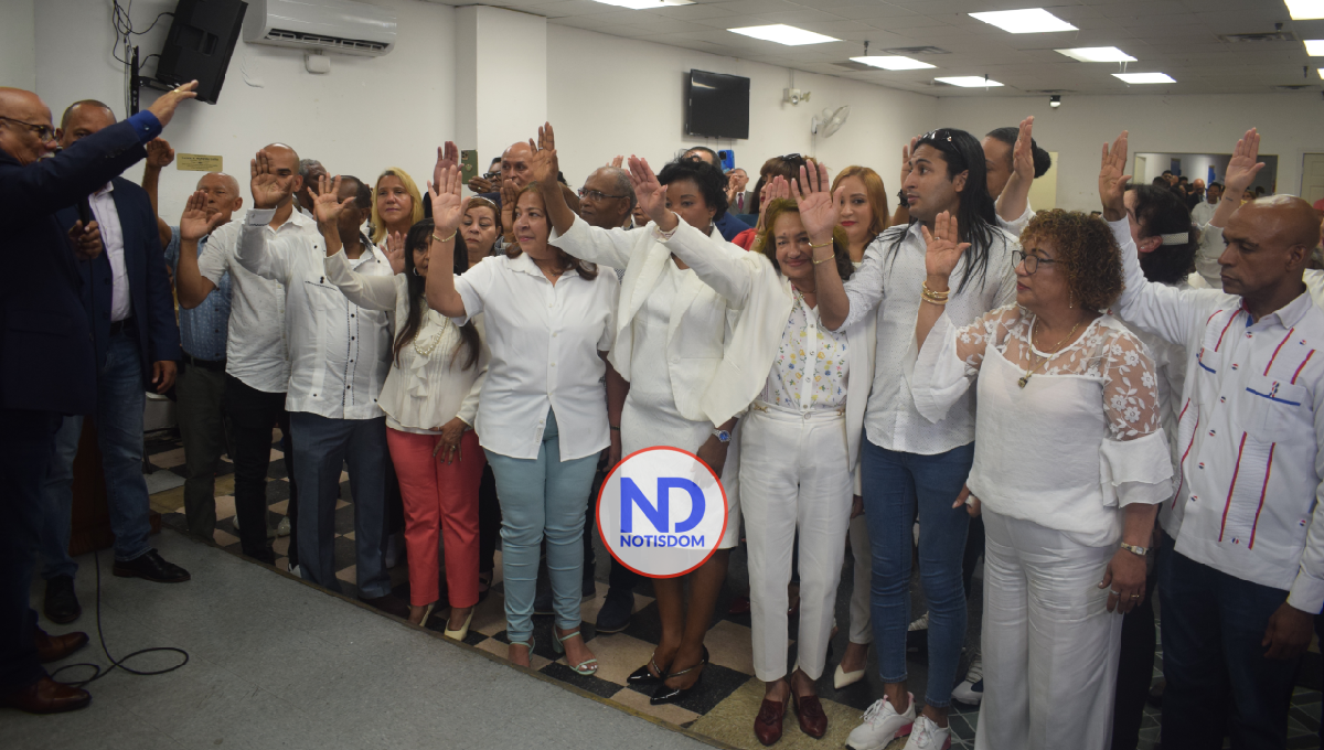 Seccional PRM Nueva York juramenta frentes de Contadores y de Culto en masivo acto