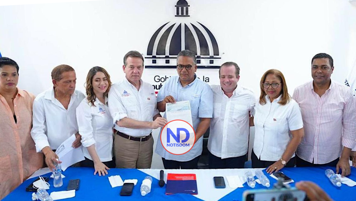 Gobierno activa Bono de Emergencia de RD$55 millones en Dajabón, por cierre de frontera 2 Gobierno activa Bono de Emergencia de RD$55 millones en Dajabón, por cierre de frontera