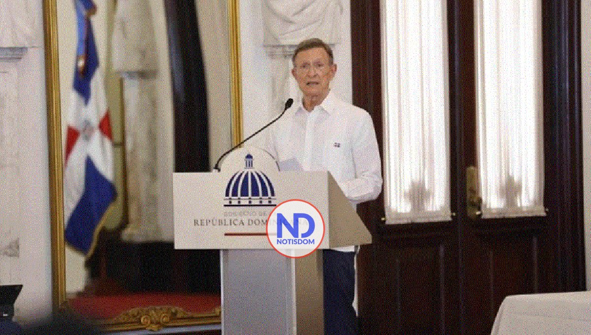 El canciller Roberto Álvarez irá al Senado a exponer crisis RD-Haití 2 El canciller Roberto Álvarez irá al Senado a exponer crisis RD-Haití