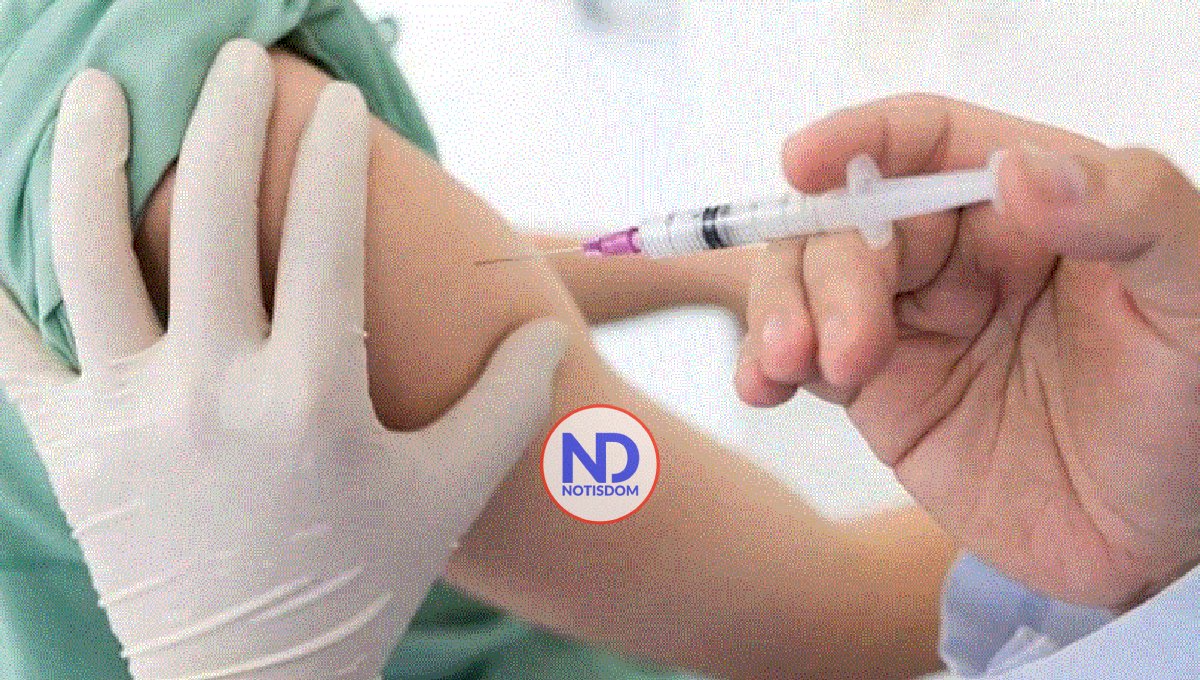 Recomiendan vacunar de gripe a los niños y del Covid a mayores