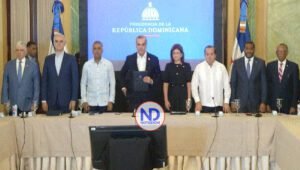 Abinader y 28 partidos firman un pacto para lidiar con crisis Haití