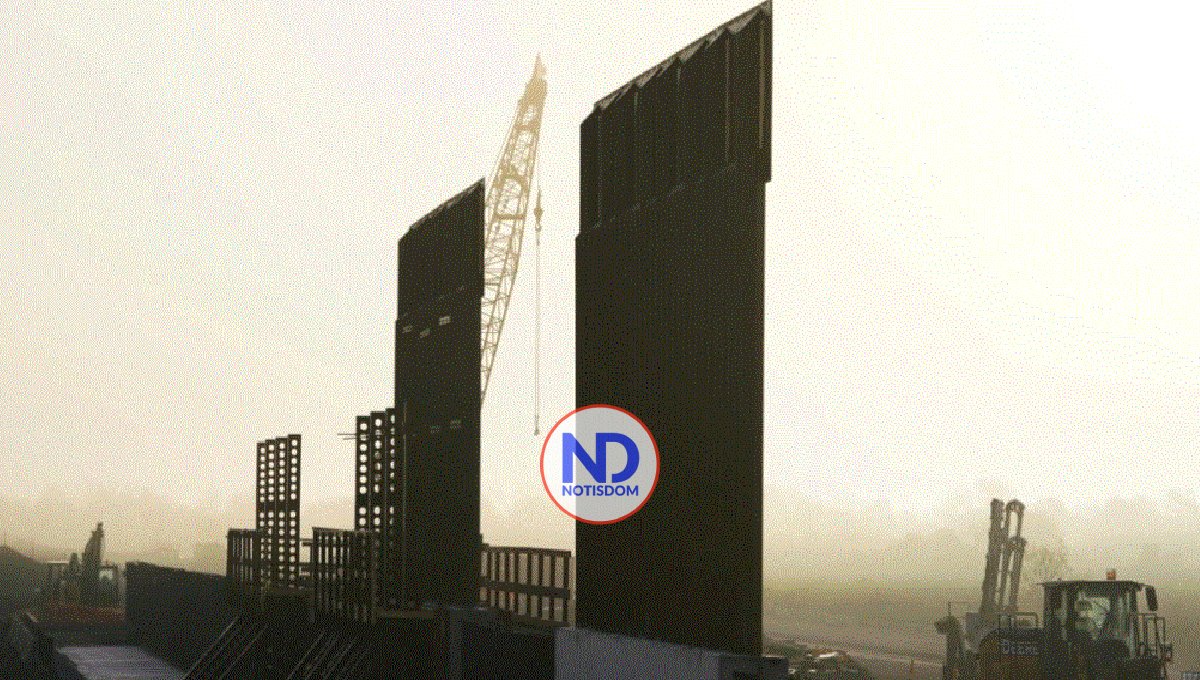 Biden dice no puede parar el nuevo plan de muro fronterizo