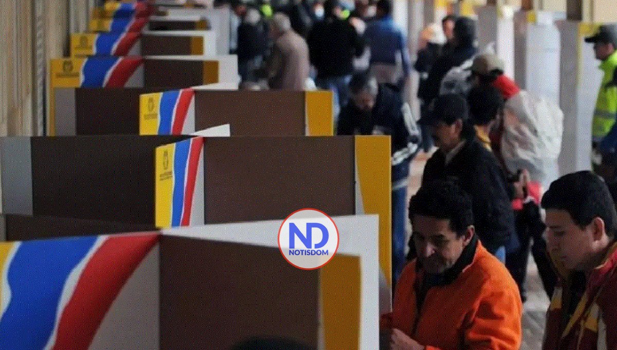 Inician votaciones en Colombia para cargos locales y regionales