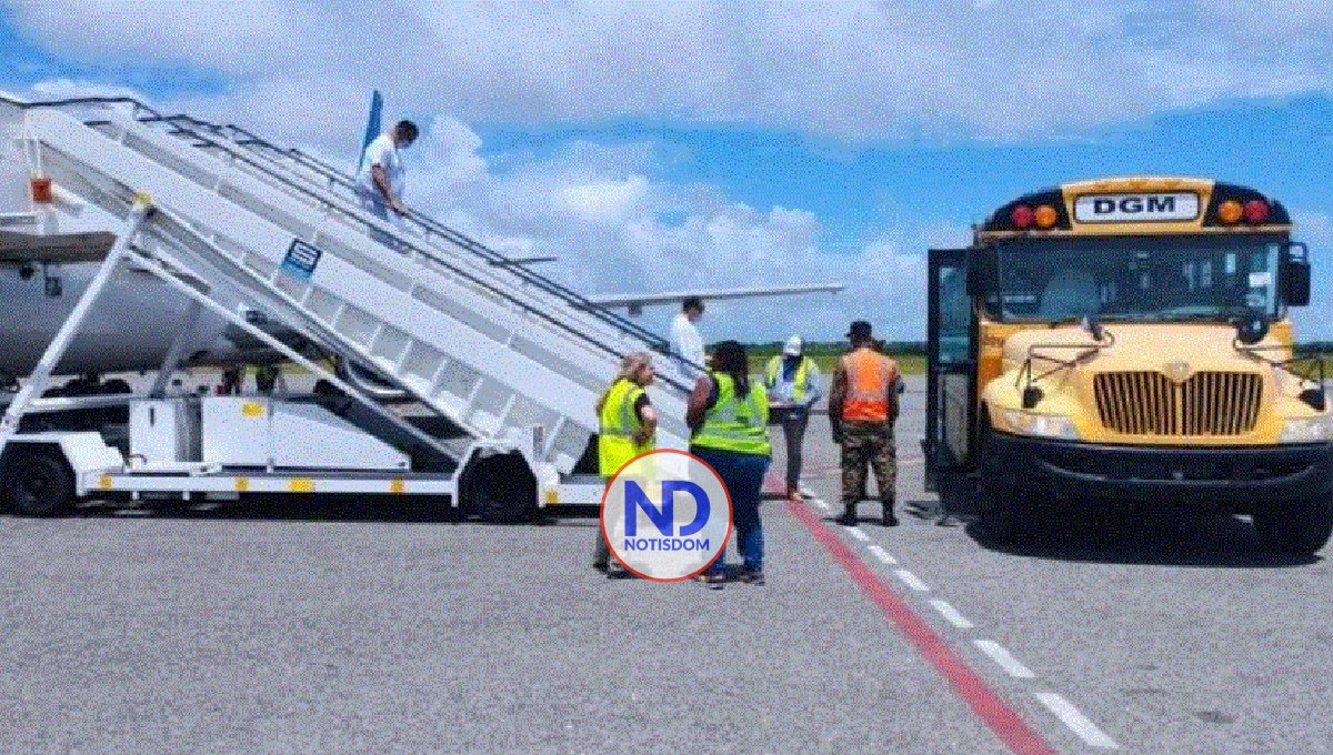 Otros 126 ex presos dominicanos fueron deportados por los EE.UU.