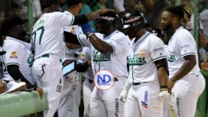 Estrellas arrancan con victoria ante Toros en San Pedro