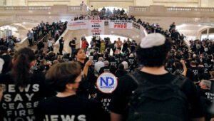 Decenas de detenidos en una marcha por alto el fuego en Gaza