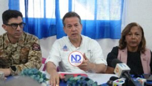 Ministro supervisa frontera antes de abrir corredores comerciales