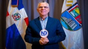 Alcalde Manuel Jiménez votará este domingo en el Liceo Celeste Argentina Beltré, en Cancino