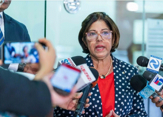 NANCY SALCEDO Consejo Magistratura ha recibido expedientes 39 personas para TC 
