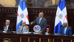 Magistrado Milton Ray Guevara recibe reconocimiento de la Cámara de Diputados