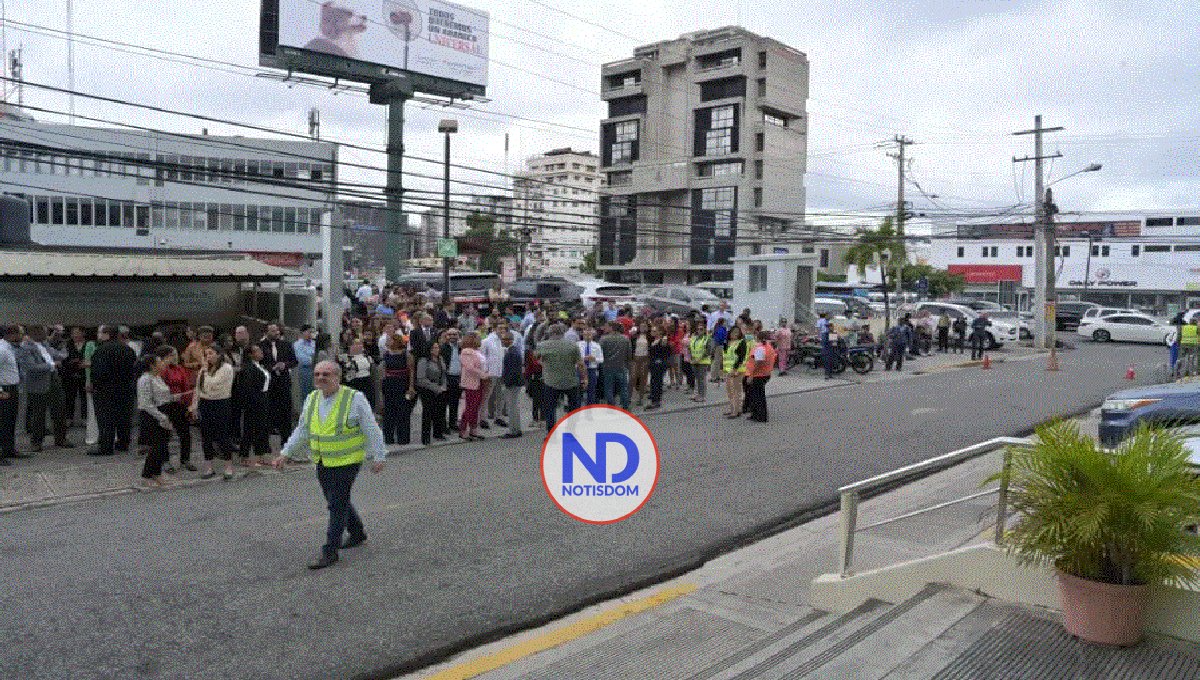 Más de dos millones participaron en simulacro de evacuación por terremoto
