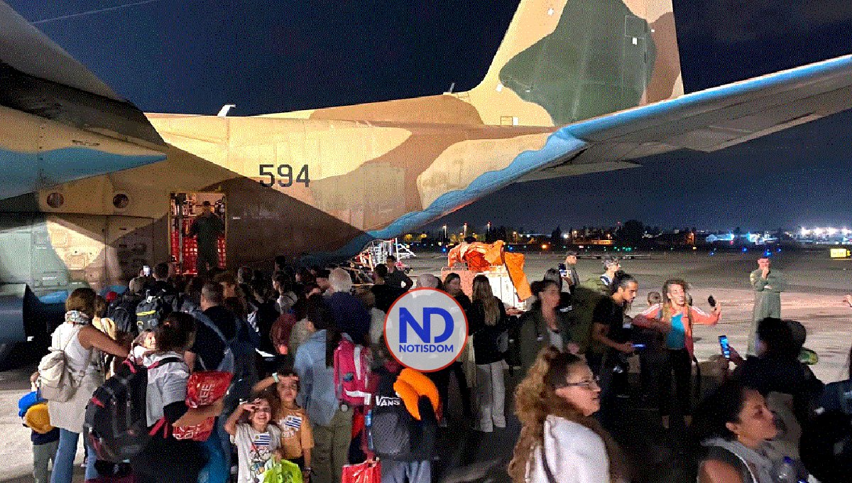 Llegan131 migrantes deportados desde Estados Unidos