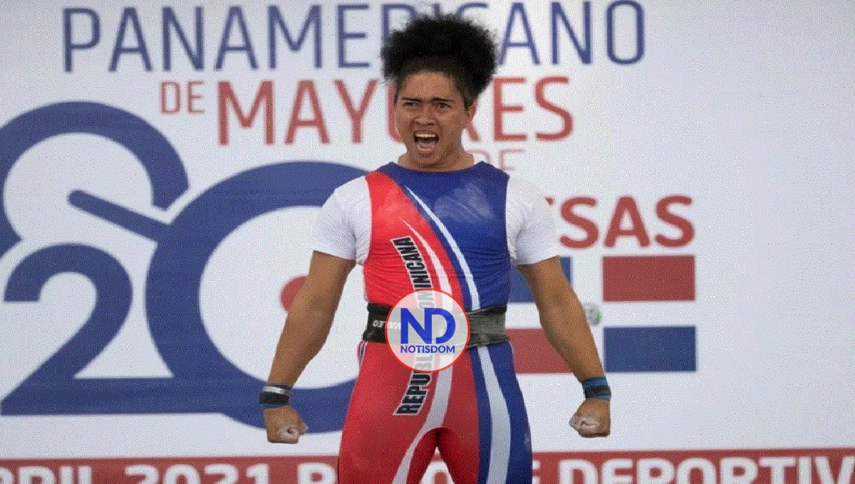 Pesista Yudelina Mejía y karateca María Dimitrova ilusionan a dominicanos