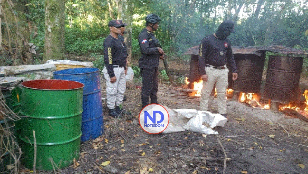 Decomisan en Monte Plata más de 3 mil litros de clerén adulterado