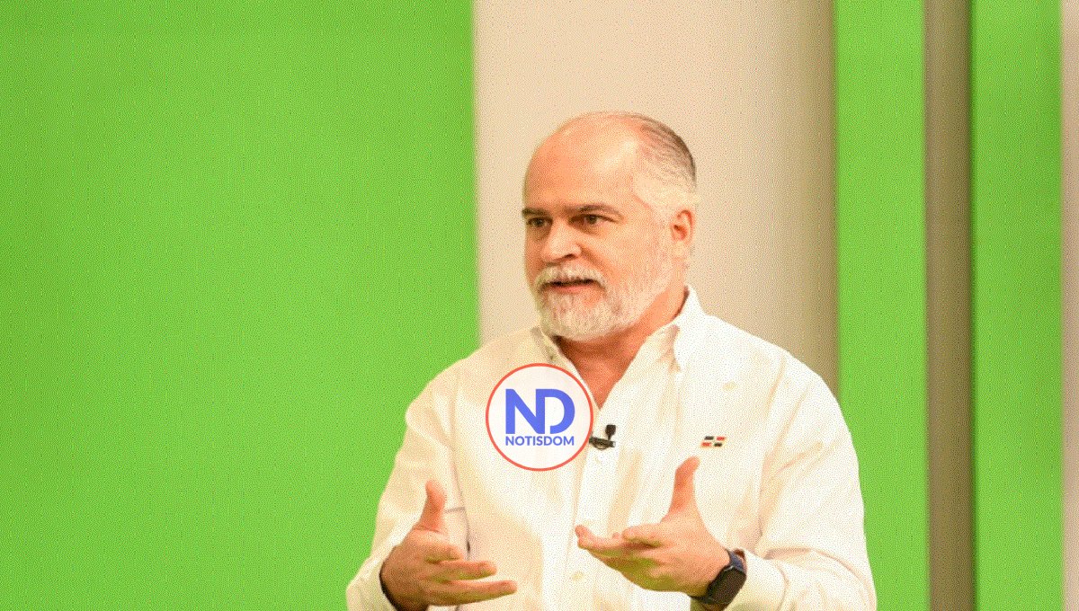 Superintendente de Bancos señala gran parte de la población aún prescinde de servicios bancarios formales