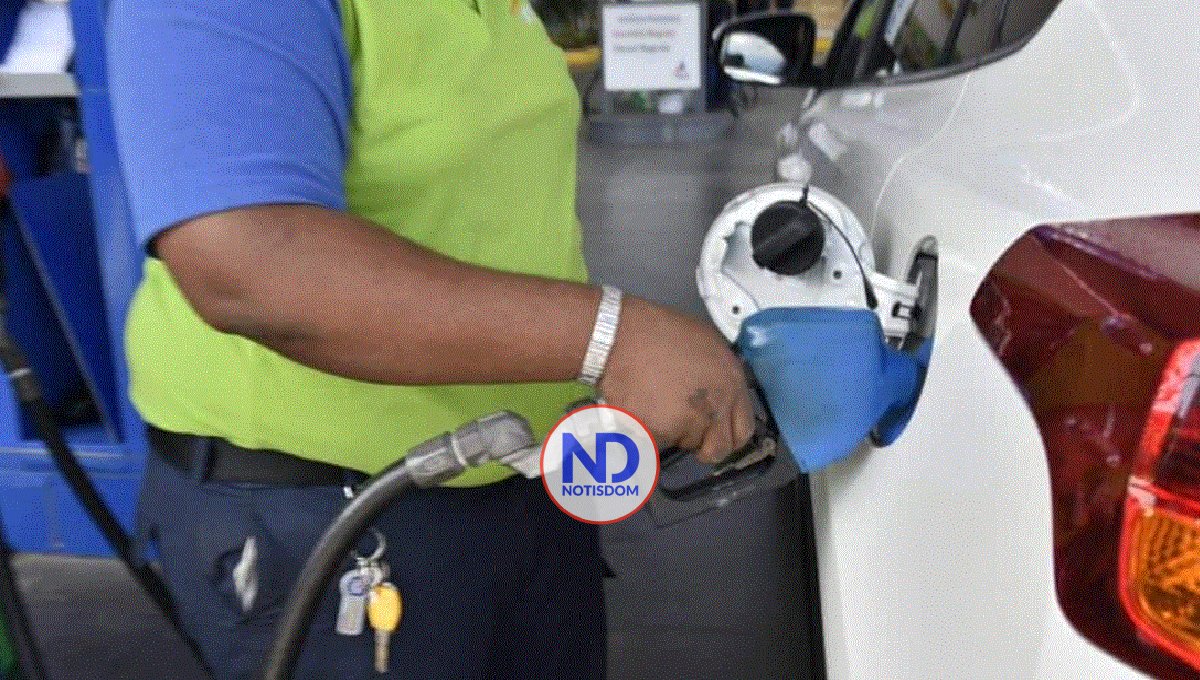 Precios de cuatro combustibles bajarán hasta RD$1.10 por galón 2 Precios de cuatro combustibles bajarán hasta RD$1.10 por galón