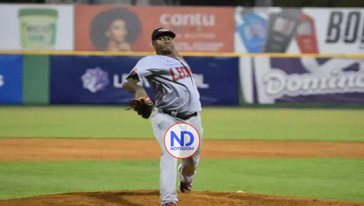 Pitcheo de Romero lleva al Escogido a frenar a Estrellas y a provocar un triple empate