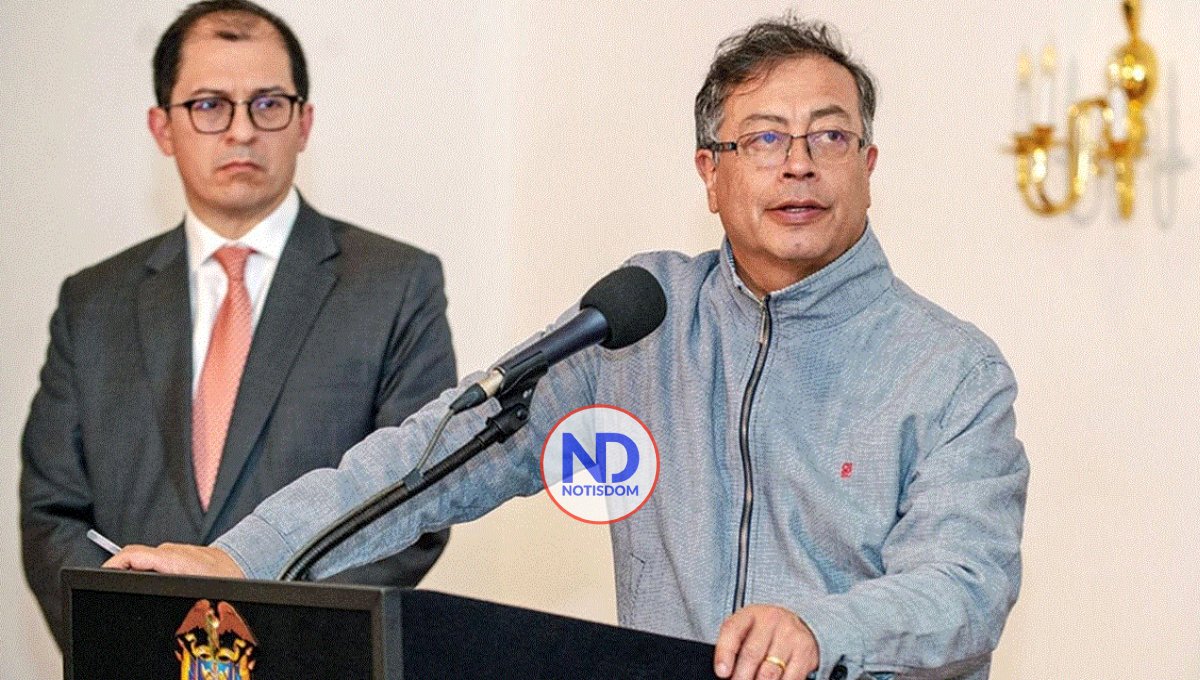 Petro pide a la Fiscalía investigar mensajes de WhatsApp que piden su muerte