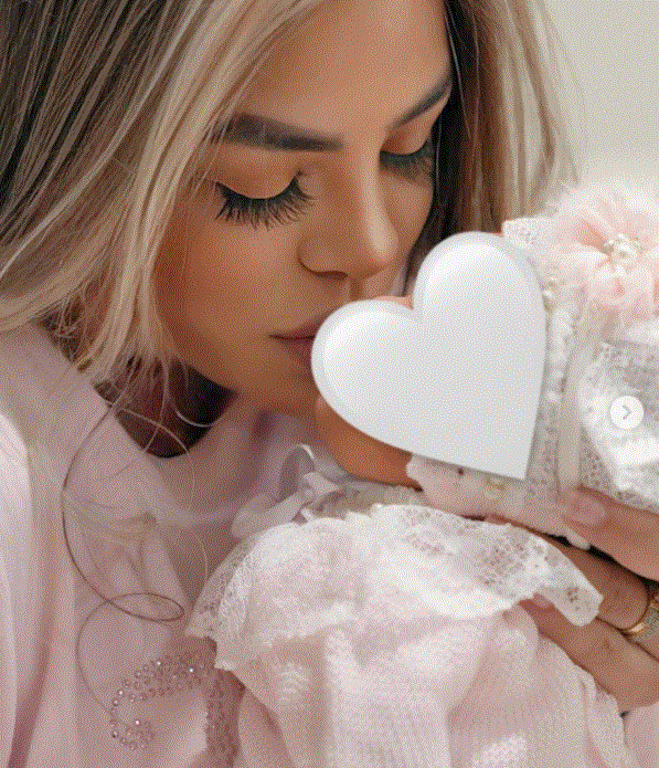 Jenn Quezada celebra cumpleaños con "mejor regalo" 3 JENN QUEZADA Y SU BB Jenn Quezada celebra cumpleaños con "mejor regalo"