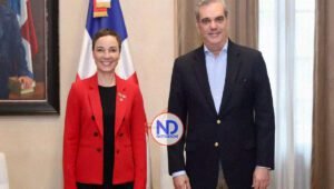 Abinader recibe a la ministra de Relaciones Exteriores de Jamaica