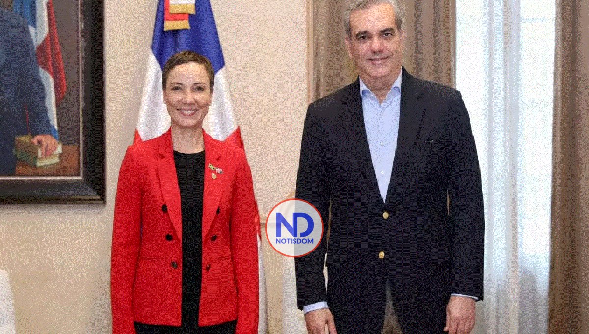 Abinader recibe a la ministra de Relaciones Exteriores de Jamaica