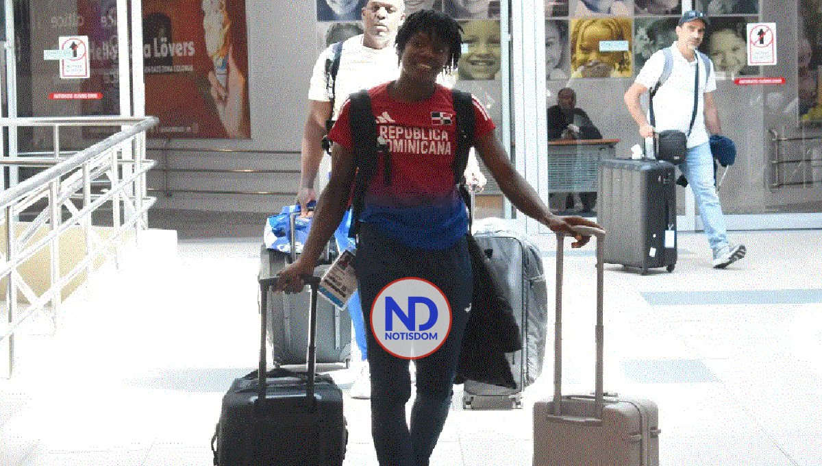 Marileidy Paulino llega al país tras conquistar cuatro medallas en Juegos Panamericanos