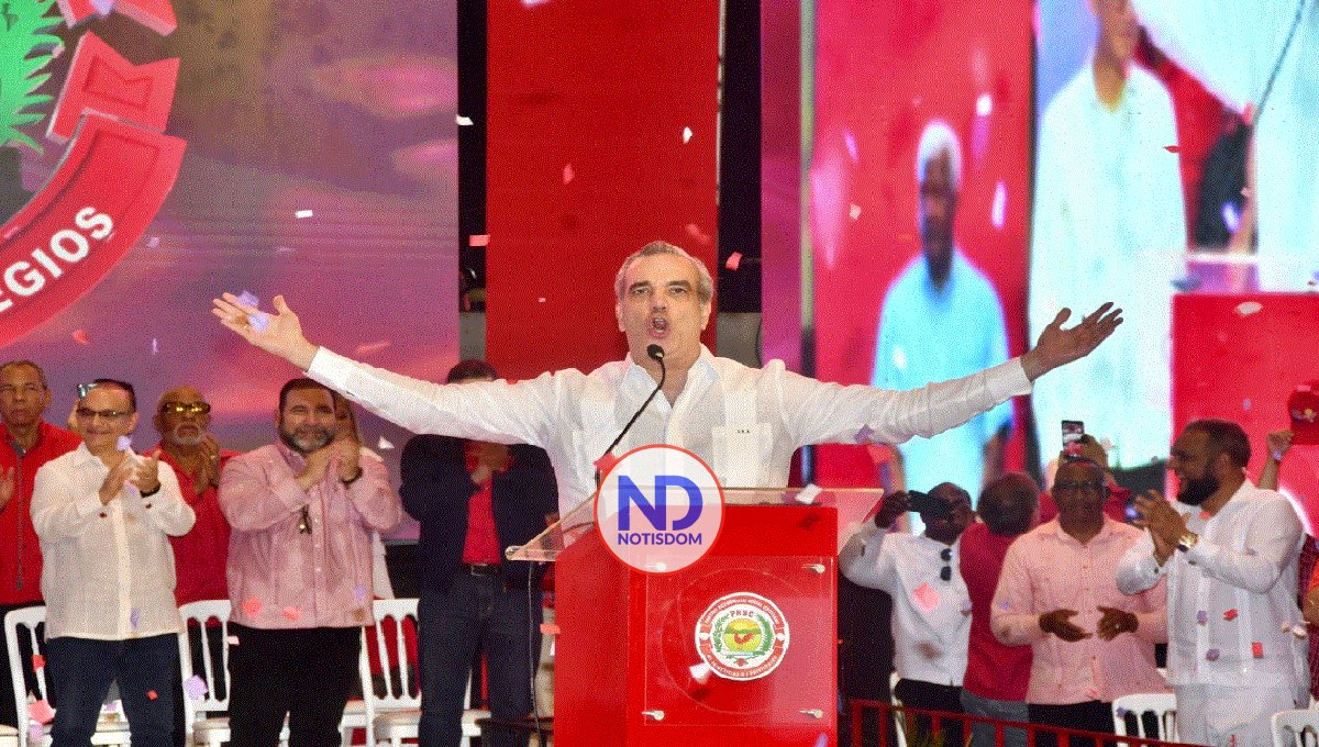 Abinader jura “a mucha honra” como candidato presidencial del PRSC de cara al 2024