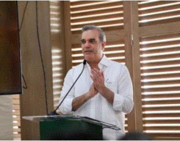 abinader 780 Abinader: «Inversión extranjera llegará a 4,400 millones dólares»