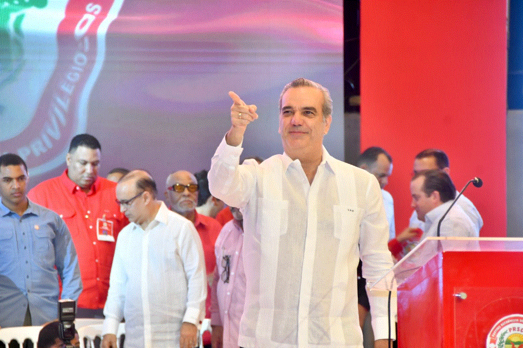 abinader 797 Abinader jura “a mucha honra” como candidato presidencial del PRSC de cara al 2024